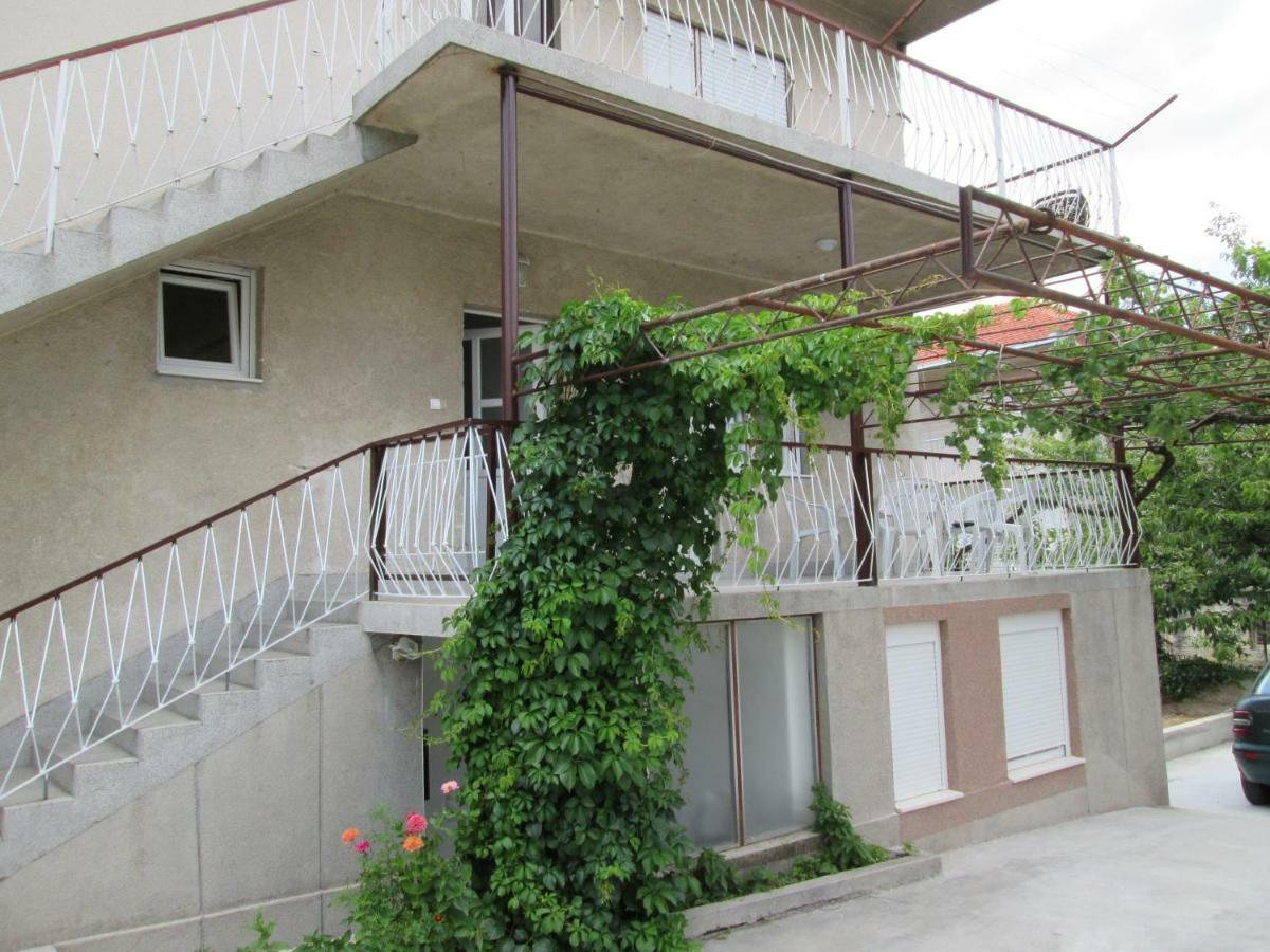 Velin Apartment Split Exterior photo
